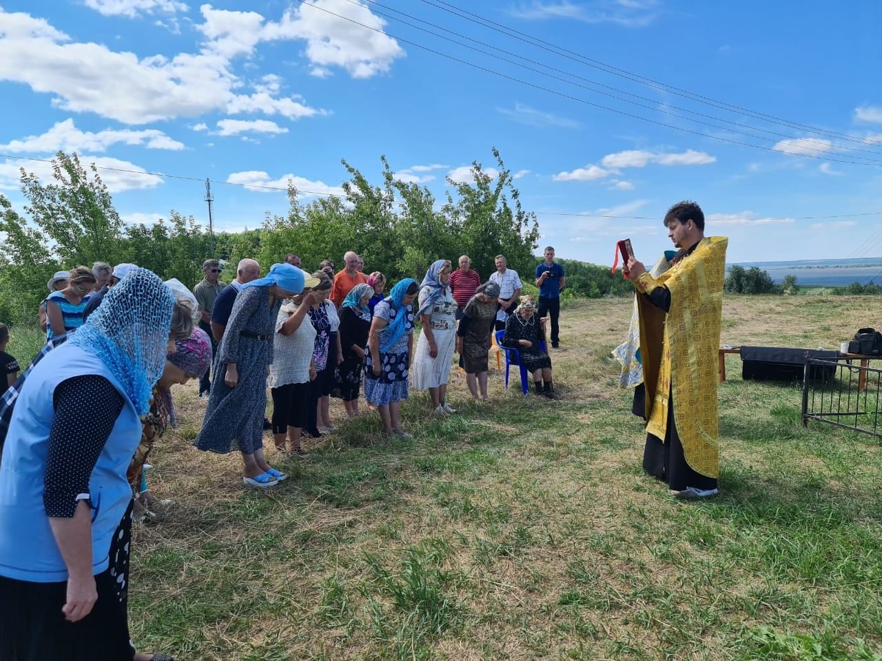 В селе Галактионово Чистопольского района РТ  провели первый молебен на месте строительства будущего храма