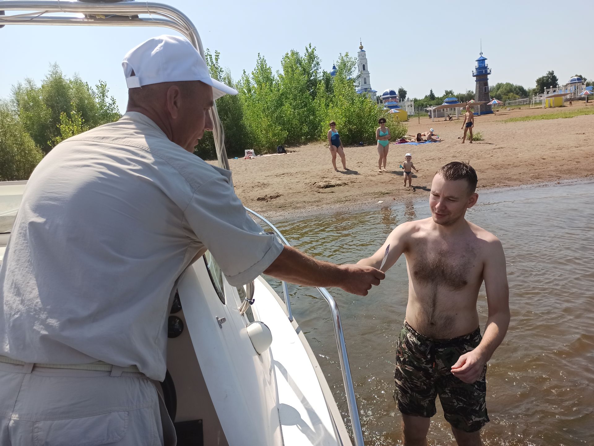 В Чистополе инспекторы ГИМС патрулируют водоемы (фоторепортаж)