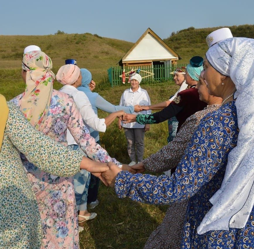 Активистки чистопольского отделения «Ак калфак» говорили об охране родников