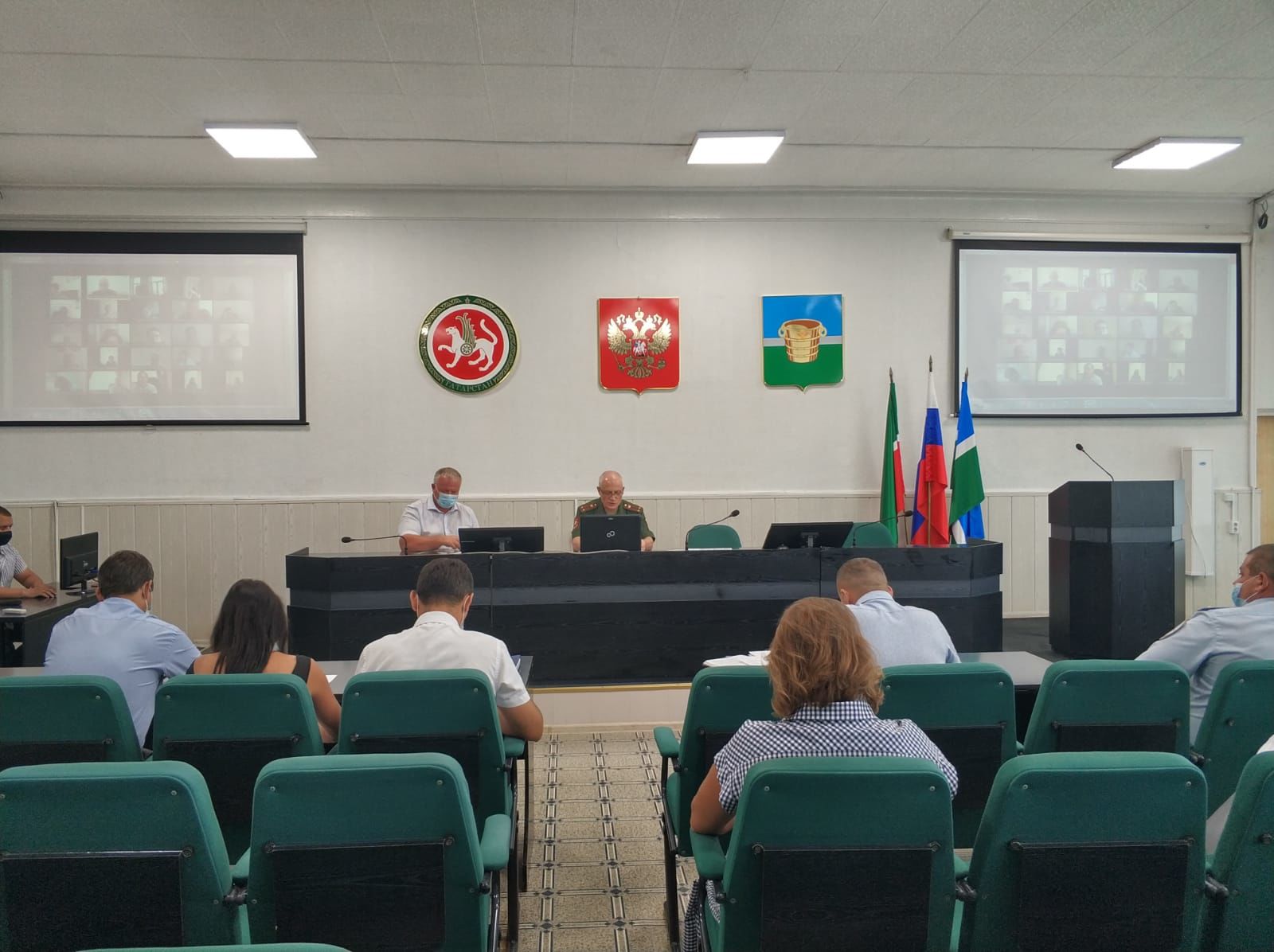 На совещании в Чистополе обсудили итоги весеннего призыва, ход сельхозработ и оперативную обстановку