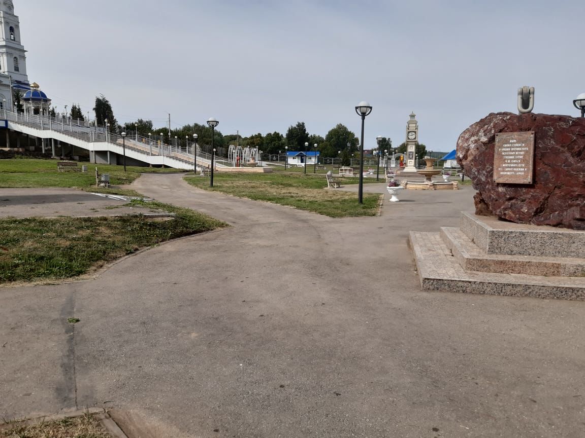 В Чистополе в парке «Набережная Кама» восстановят фонтаны, покрасят бордюры и ограждения