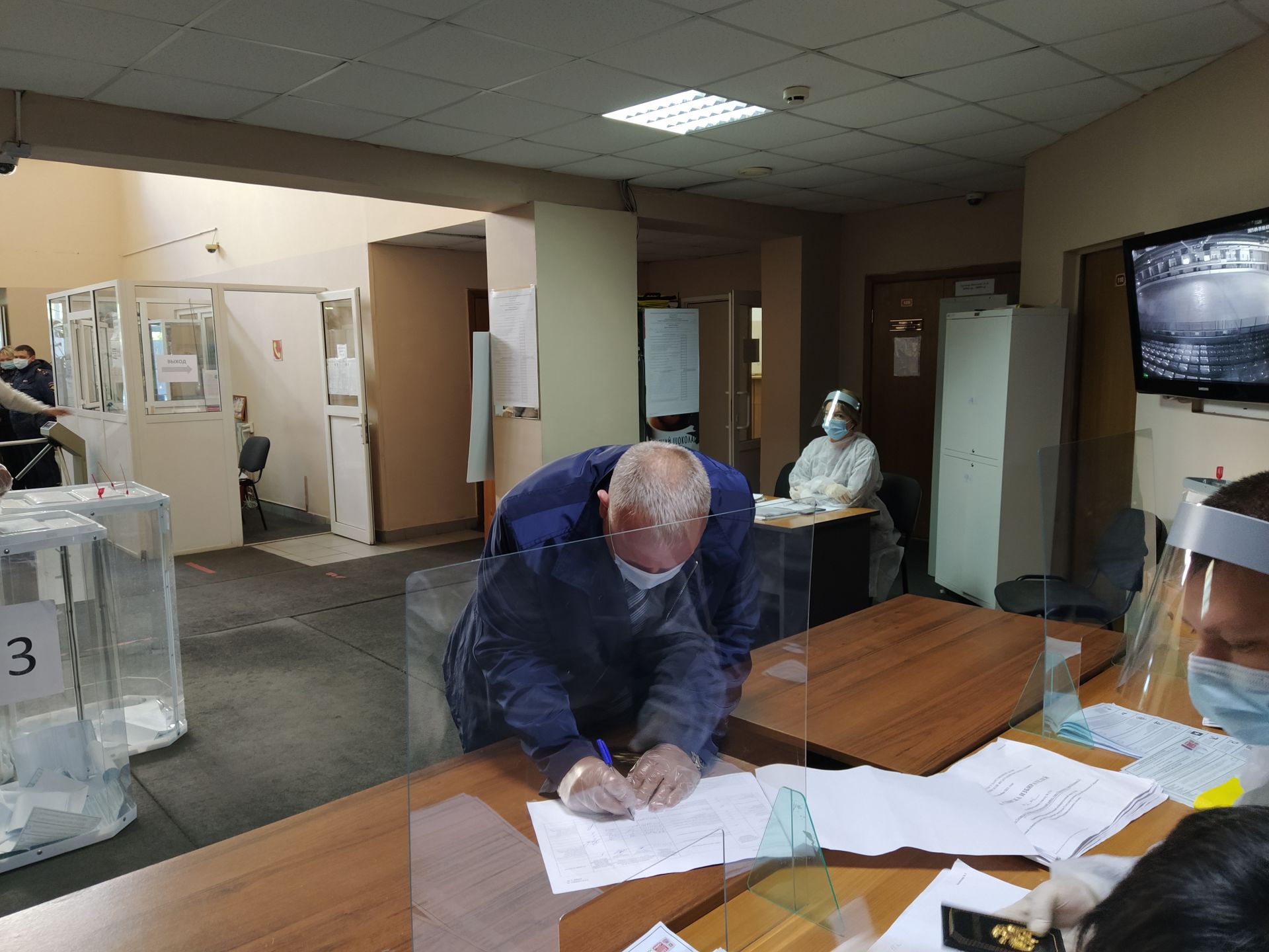 Глава Чистопольского района принял участие в выборах депутатов Госдумы