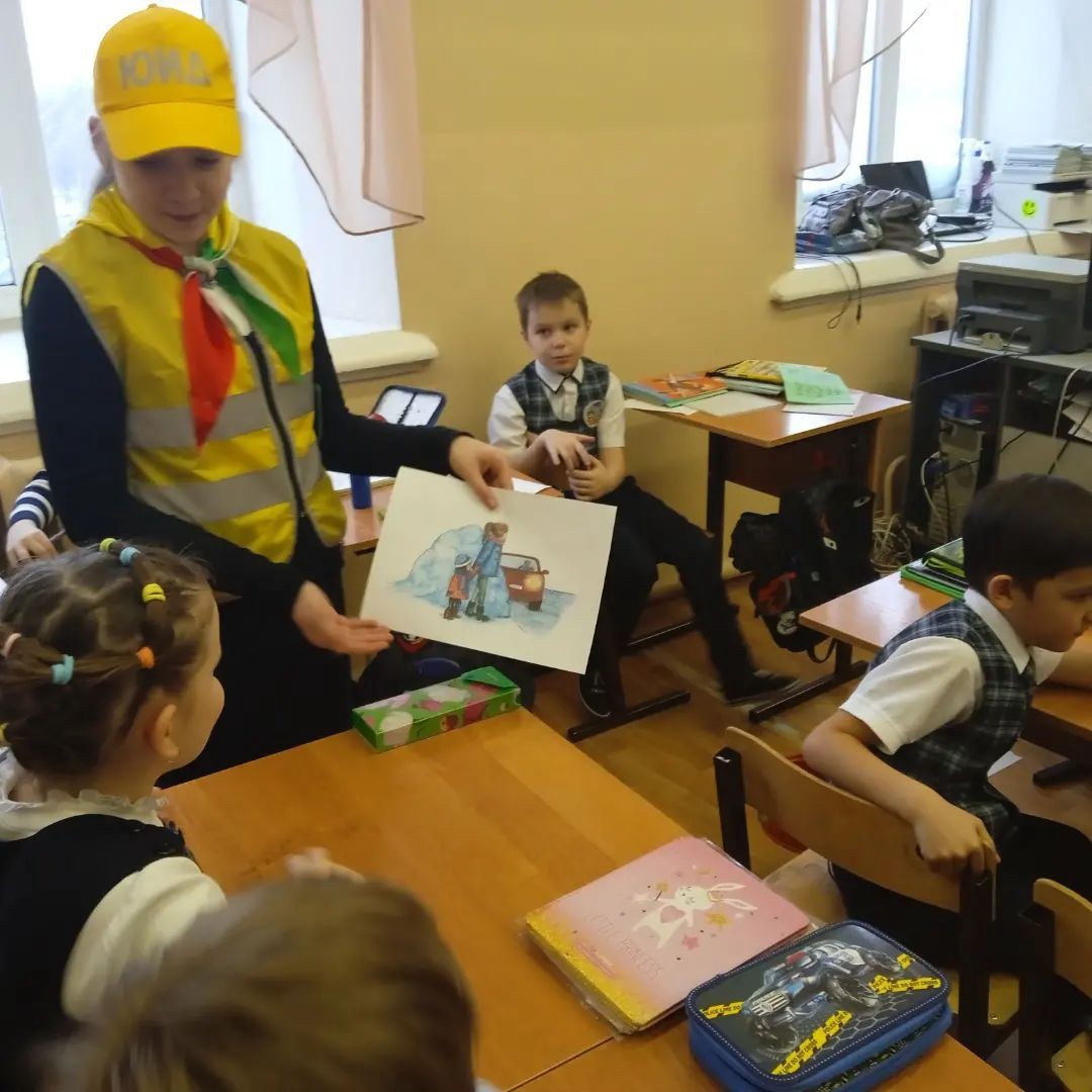 ЮИДовцы встретились с учениками чистопольской школы