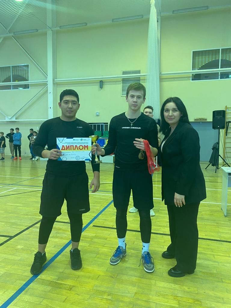 Чистопольские студенты приняли участие в турнире по волейболу