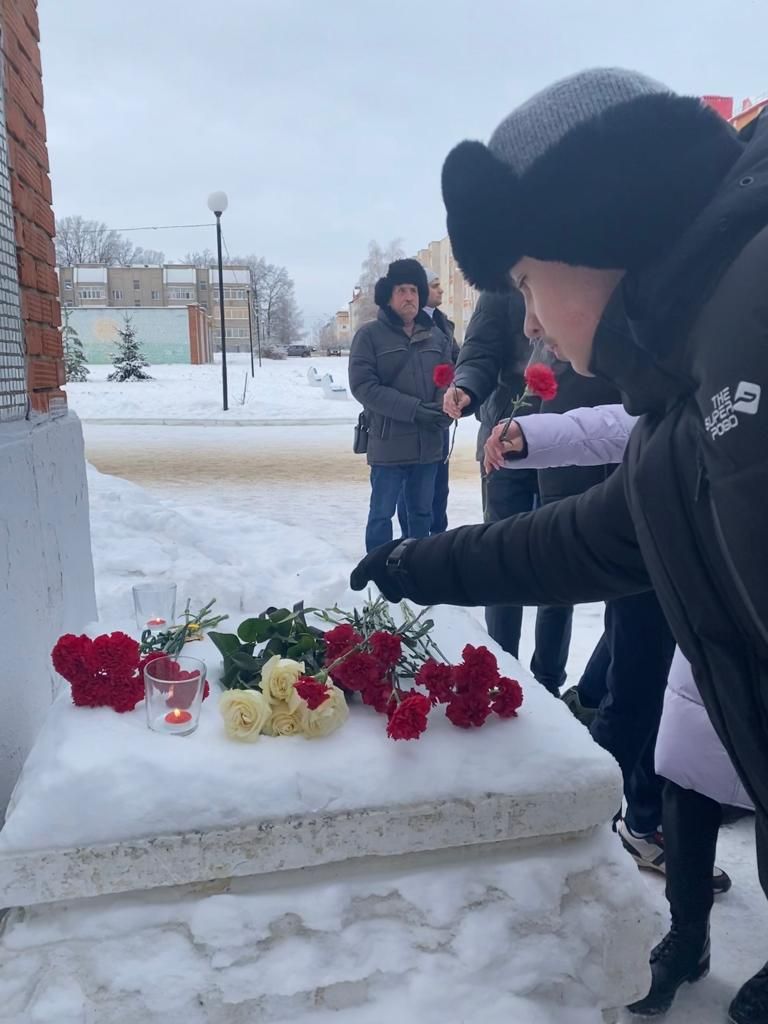 В Чистополе открыли мемориальную доску в память об участнике спецоперации Сергее Тимофеенко