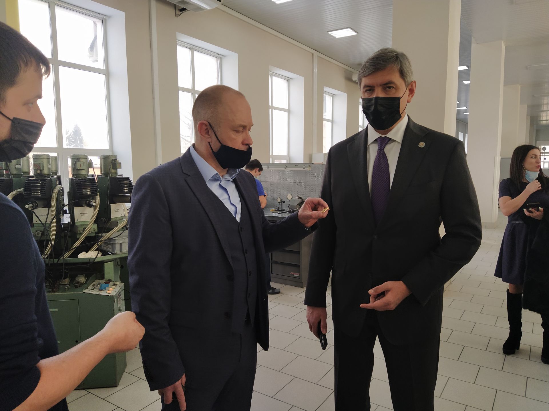 Заместитель Премьер-министра РТ Роман Шайхутдинов ознакомился с работой Чистопольского часового завода