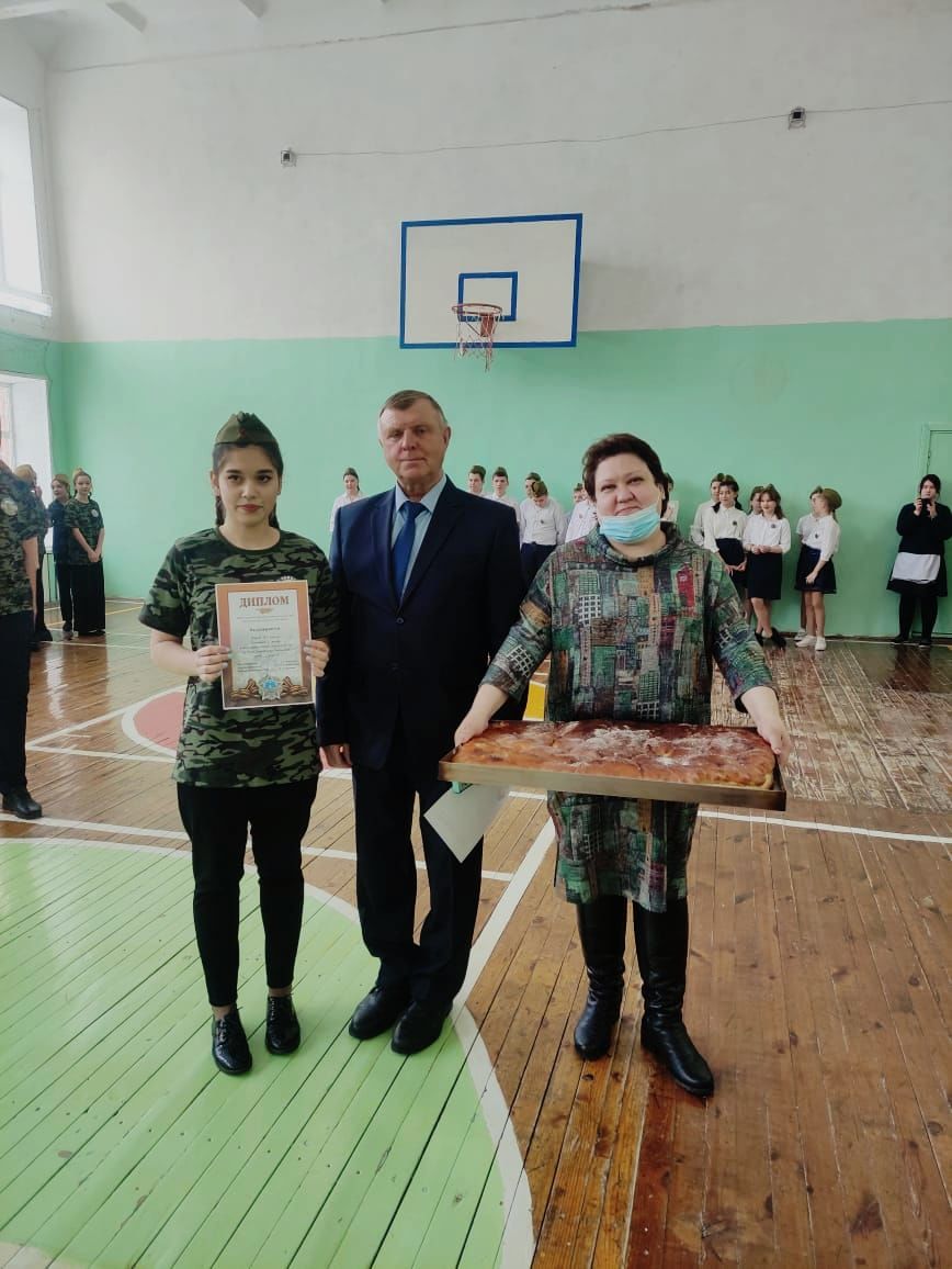 Чистопольские школьники участвовали в смотре строя и песни