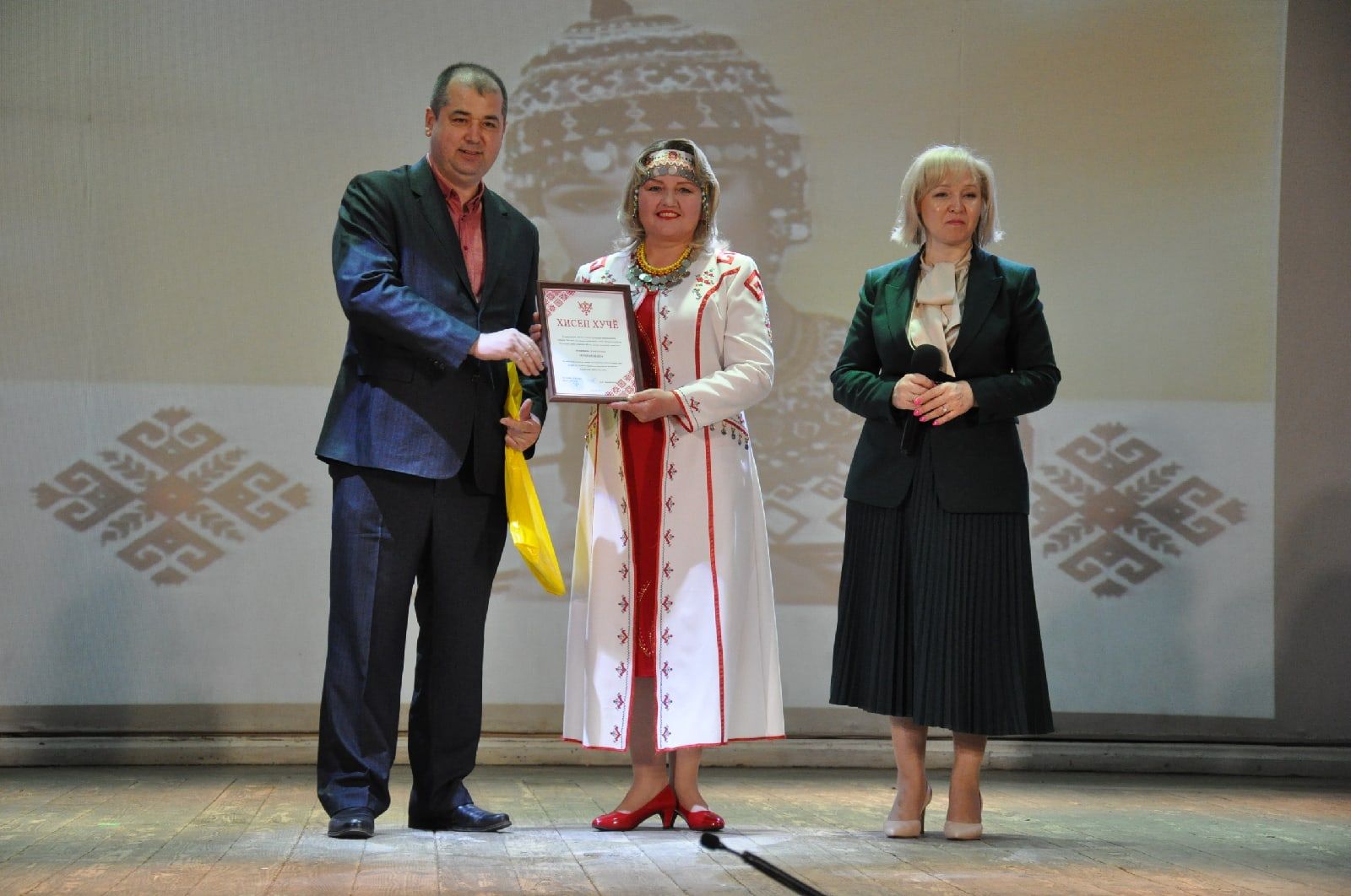 Встречи, награды, песни и танцы: в Чистопольском районе завершился месяц чувашской культуры