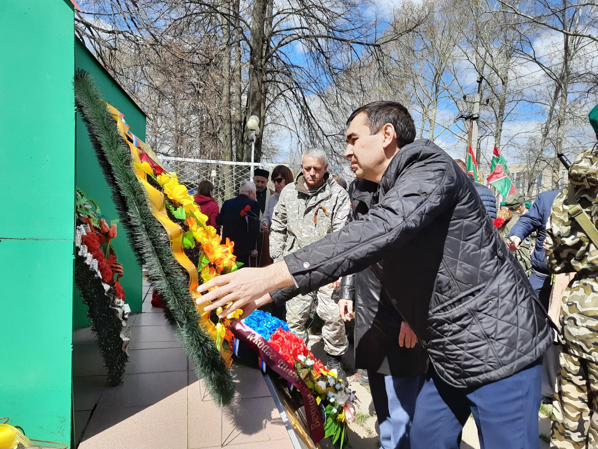 В преддверии Дня Победы в Чистополе провели массовый автопробег (Фоторепортаж)