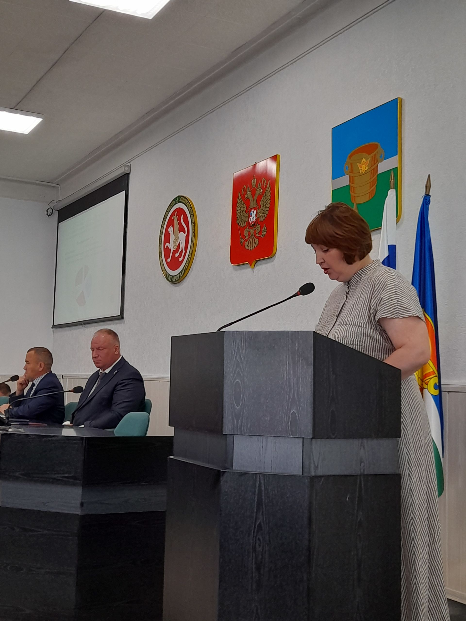 В чистопольском муниципалитете обсуждались проведение Сабантуя, деятельность Дворца творчества детей и молодежи, АПК, оперативная обстановка