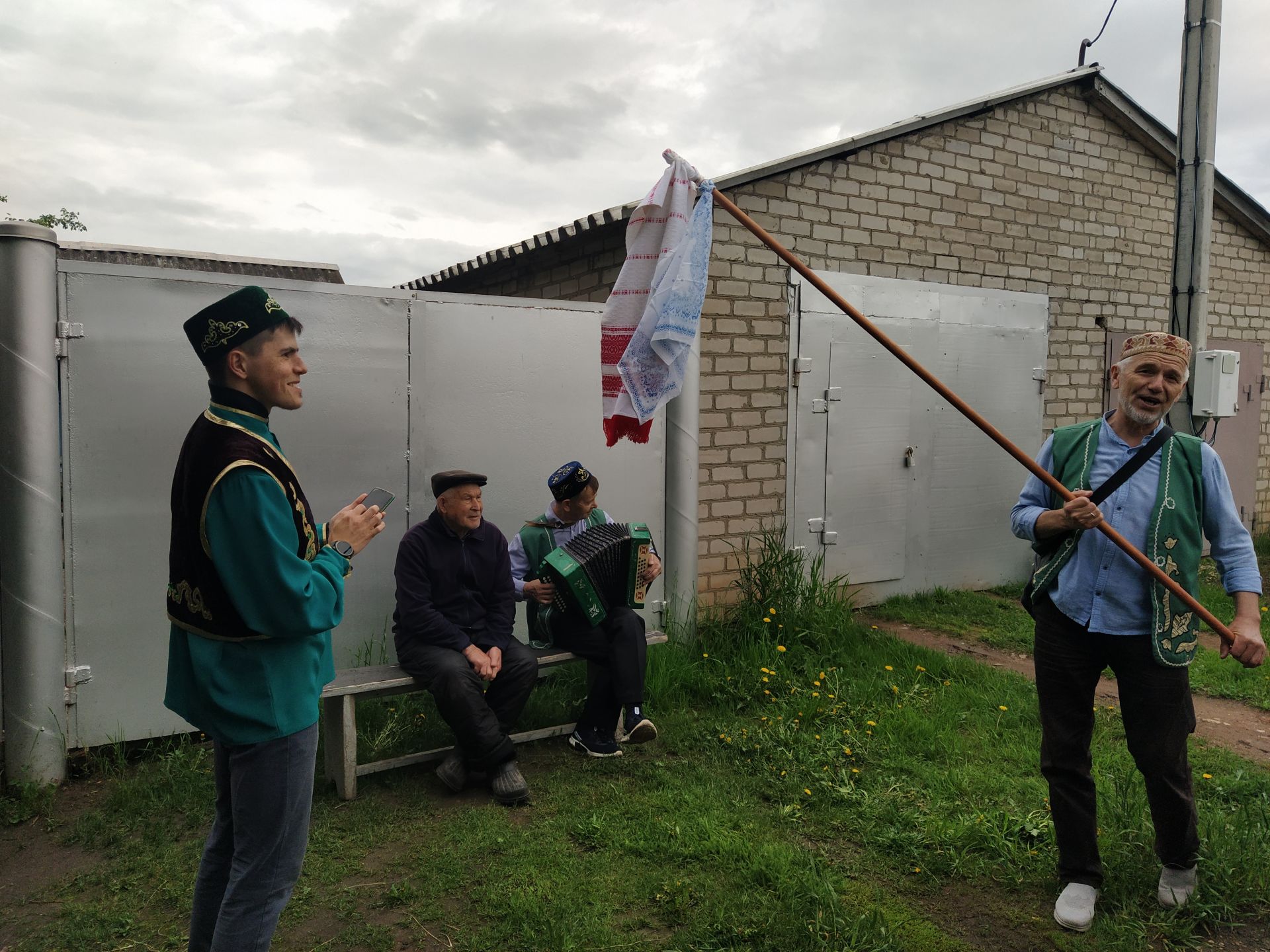 В Чистополе провели  обряд сбора полотенец и подарков