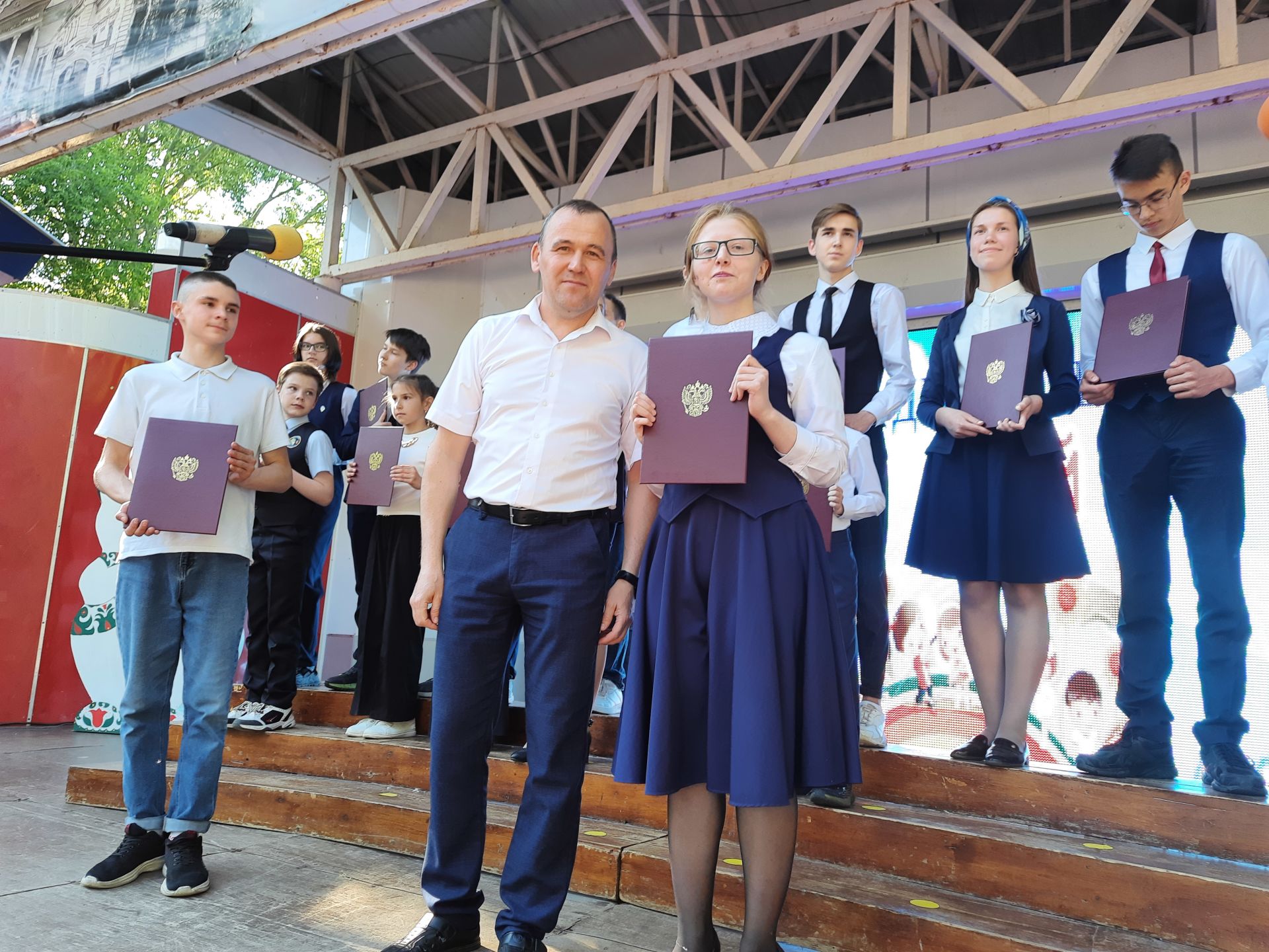 В Чистополе наградили призеров Республиканских и Всероссийских олимпиад школьников