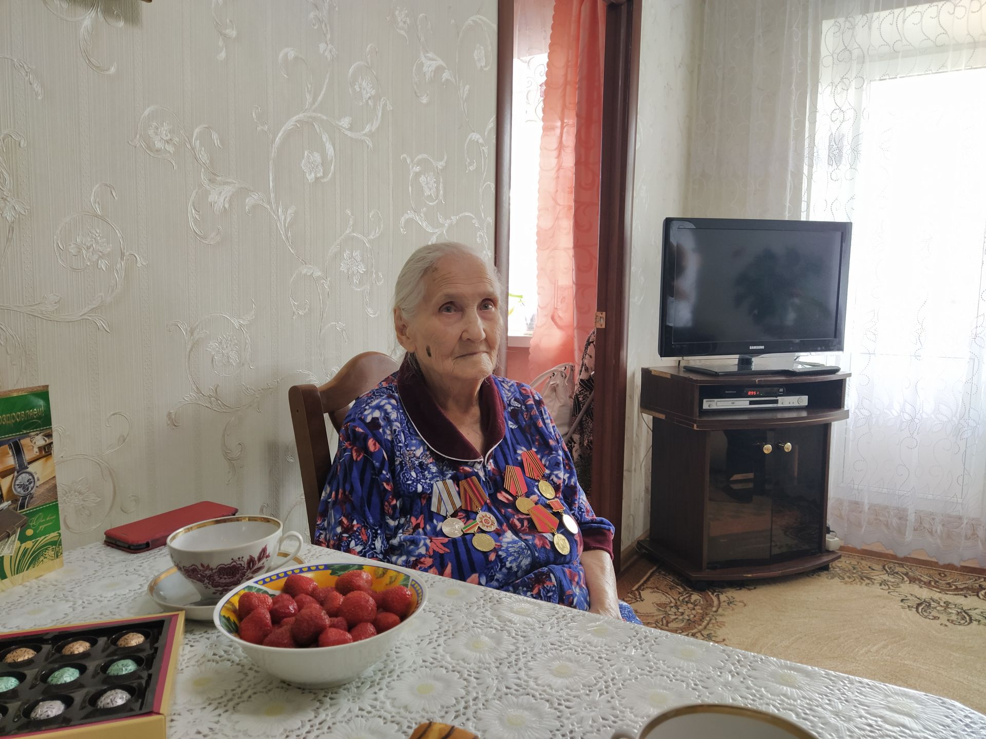 В Чистополе труженица тыла отметила свое 100-летие