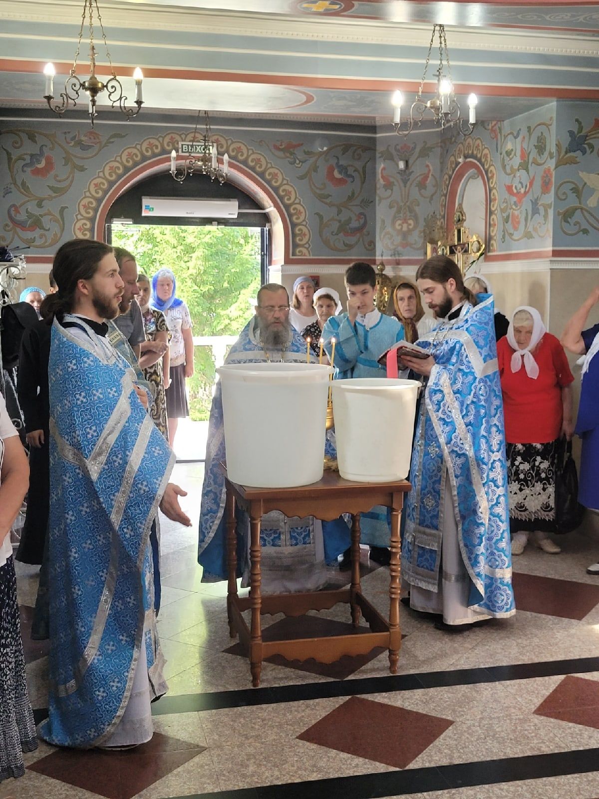 Престольный праздник отметили в чистопольском храме «Умиление»