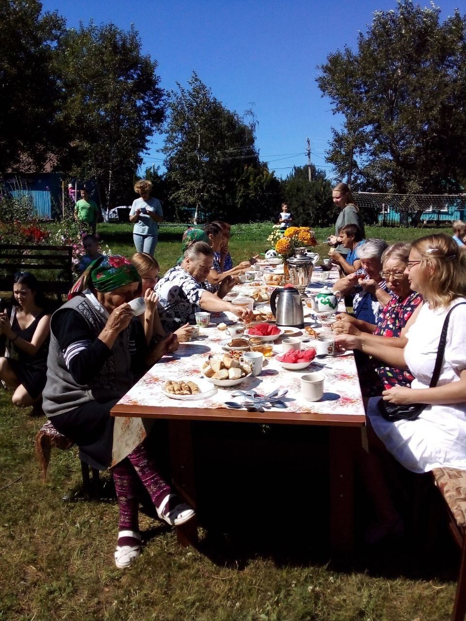 Медовый спас: в Чистопольском селе прошел вкусный, сладкий праздник