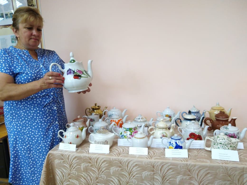 В чистопольском селе устроили выставку заварочных чайников