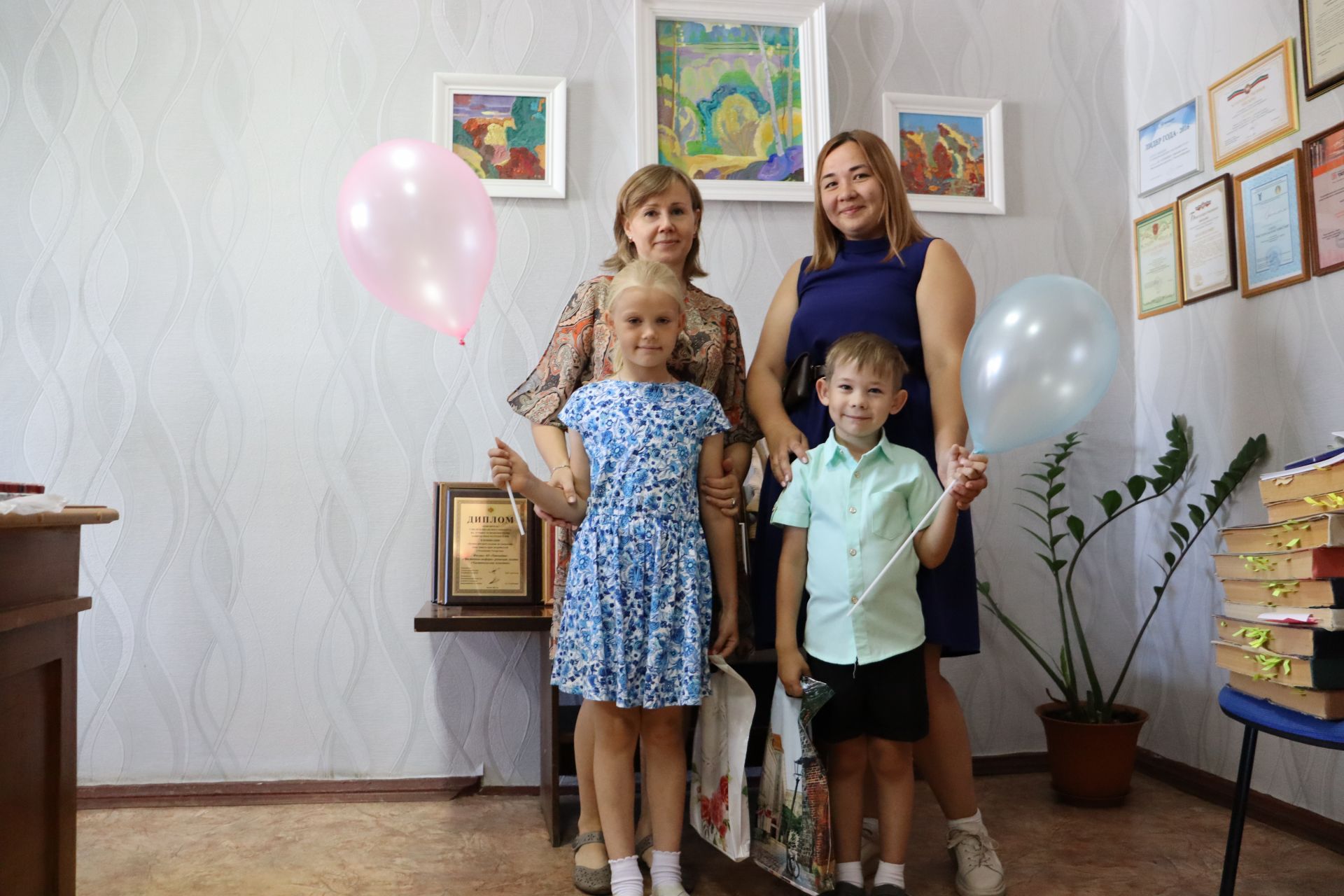 Дети-первоклассники сотрудников «Чистополь-информ» получили подарки к 1 сентября