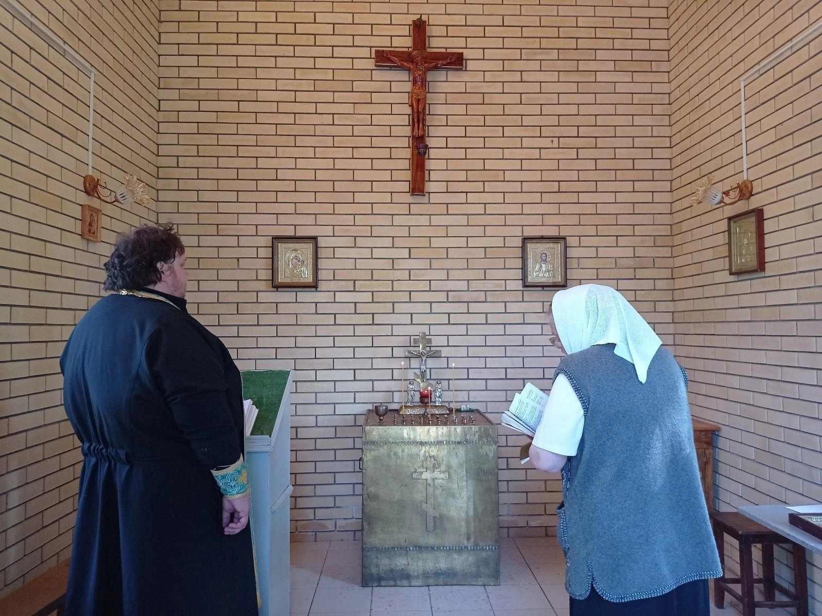 В день памяти преподобного Серафима Саровского на чистопольском кладбище состоялся молебен