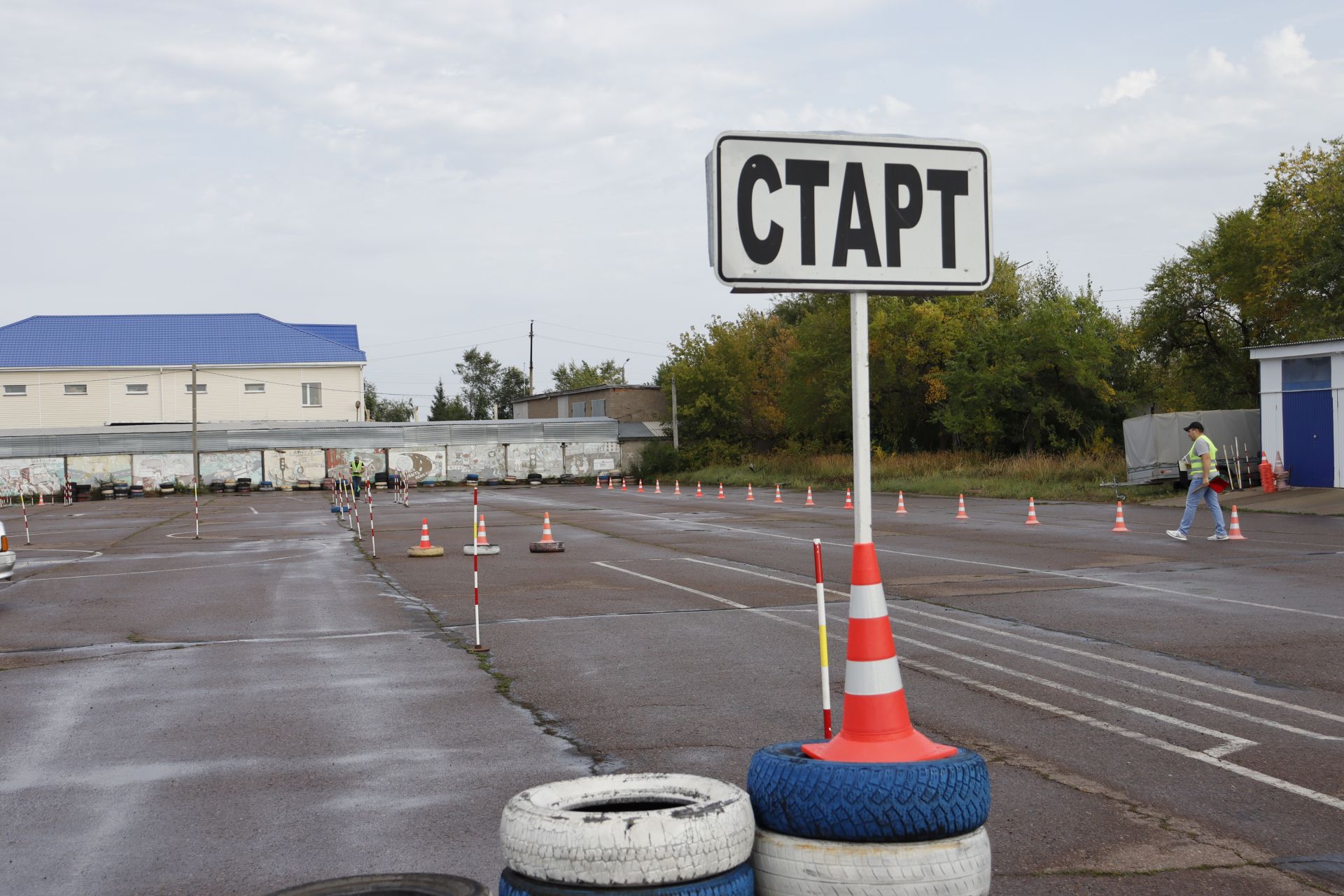 Молодые водители из 7 районов показали свои навыки на чистопольском автодроме