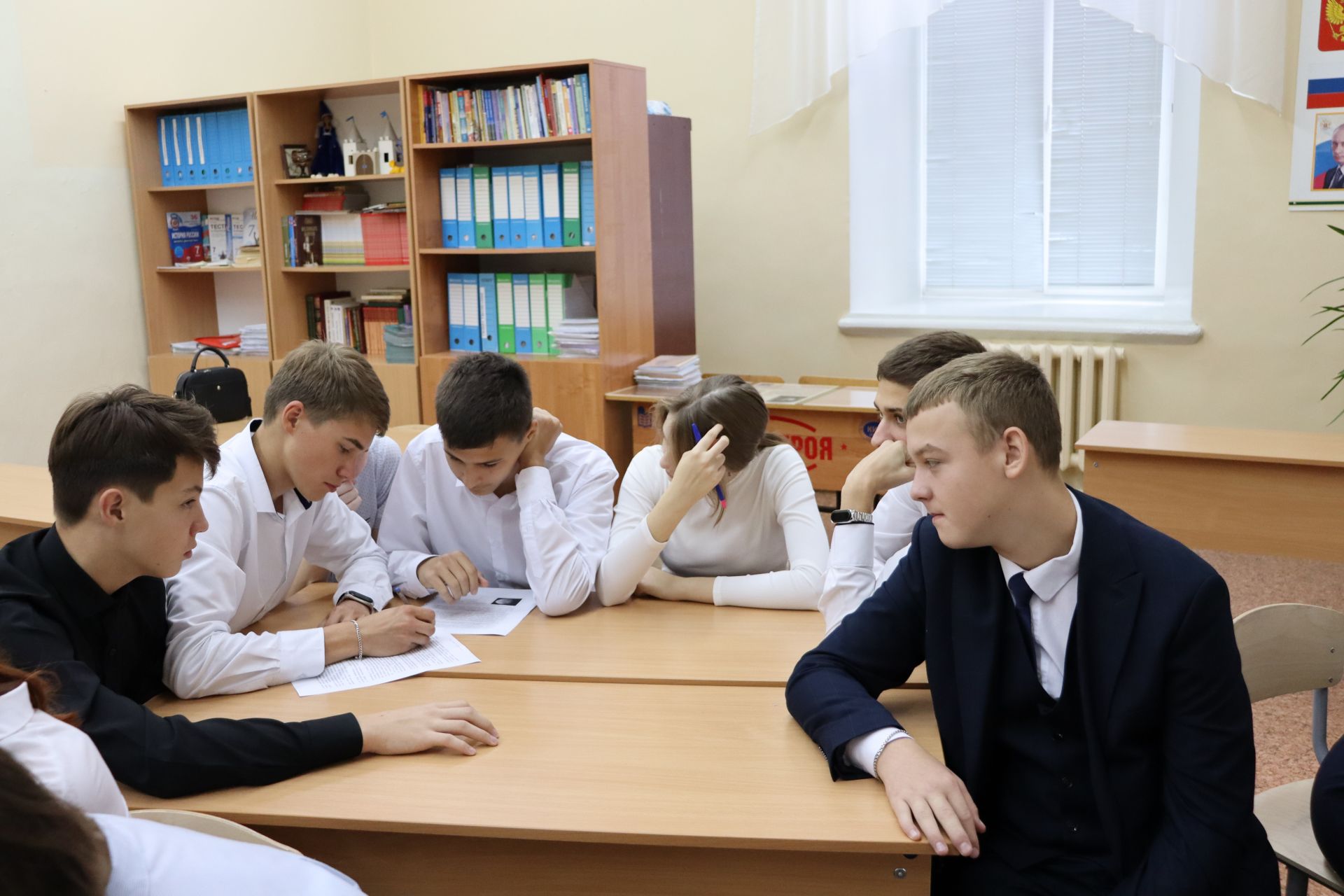 С чистопольскими школьниками ведут «Разговоры о важном»