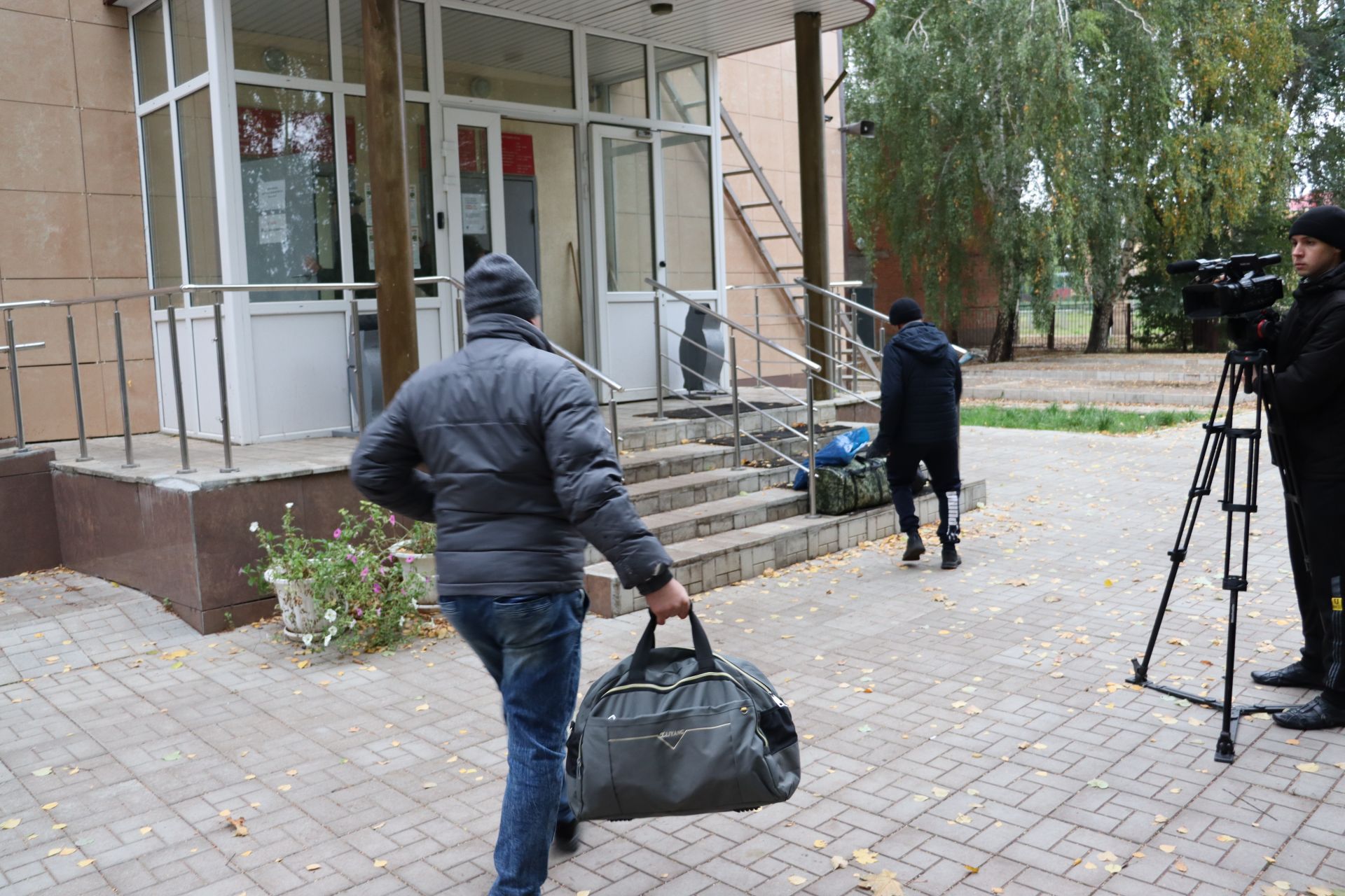 «Кто, если не мы!»: в Чистополе состоялась первая отправка мобилизованных граждан