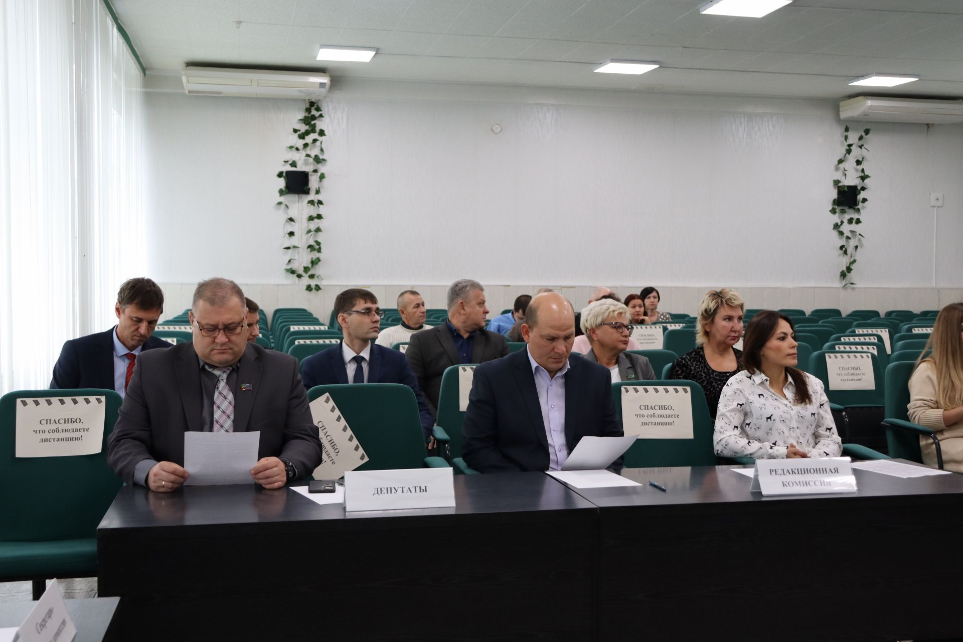 В Чистополе на городской сессии представили нового депутата