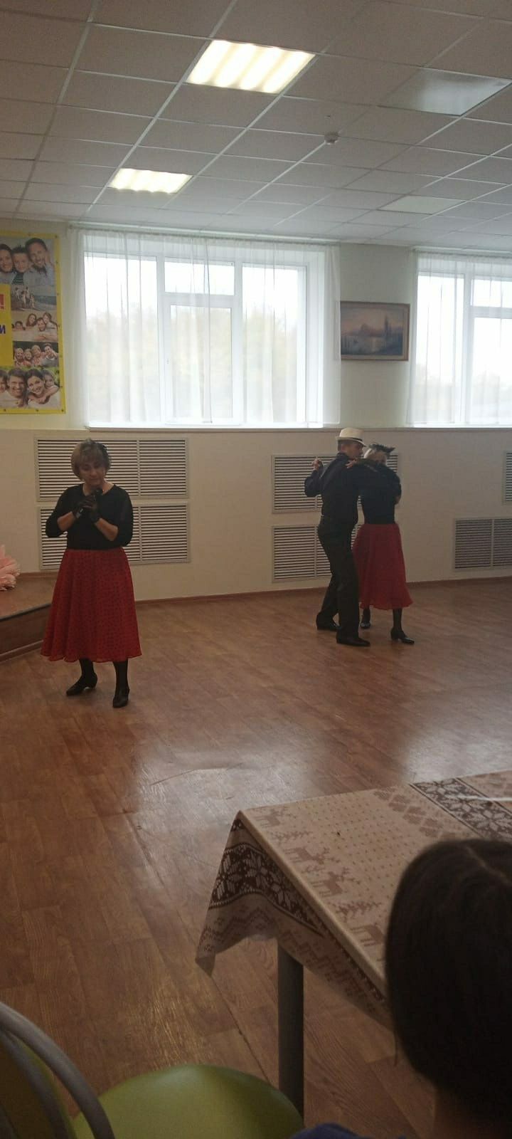 В Чистополе для детей детского дома провели занятие по вязанию