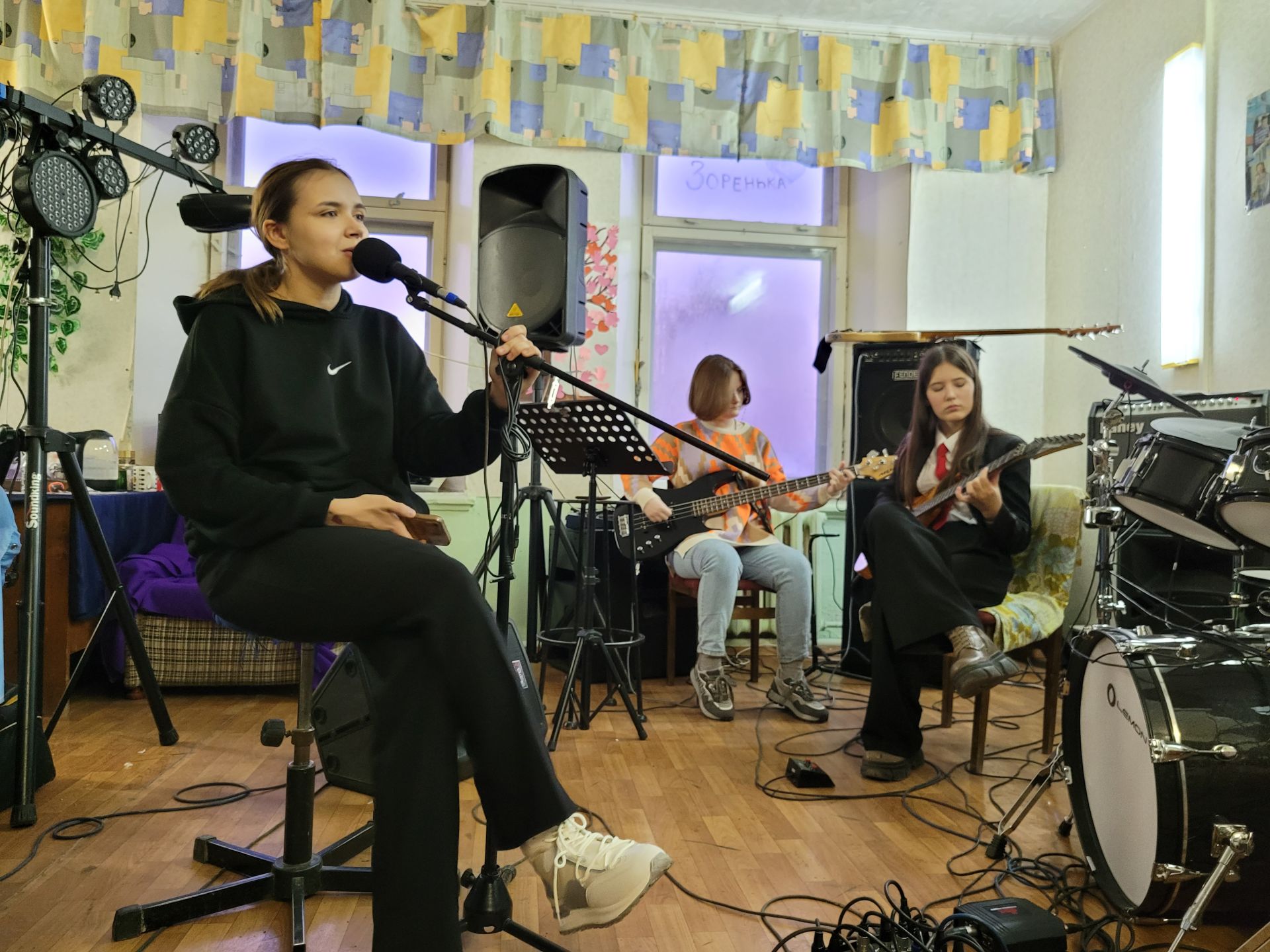 Чистопольские рок-группы готовятся к концерту, приуроченному к Дню героев Отечества