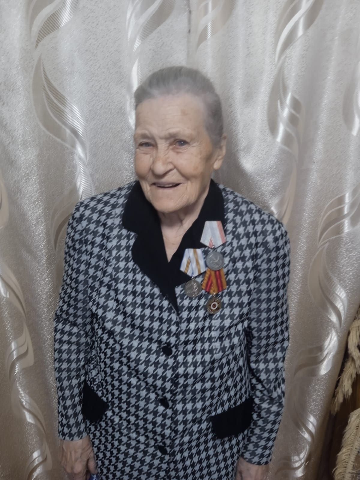91 яшьлек Клавдия Ивановна Володинаның бар тормышы хезмәттә үткән