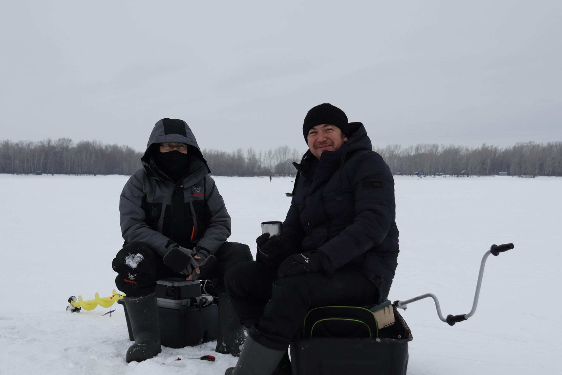 С чистопольскими рыбаками беседовали о правилах безопасности на льду