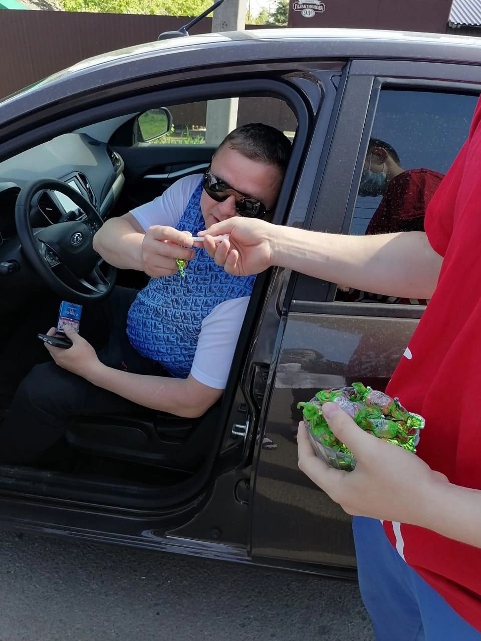 В Чистополе меняли сигареты на конфеты