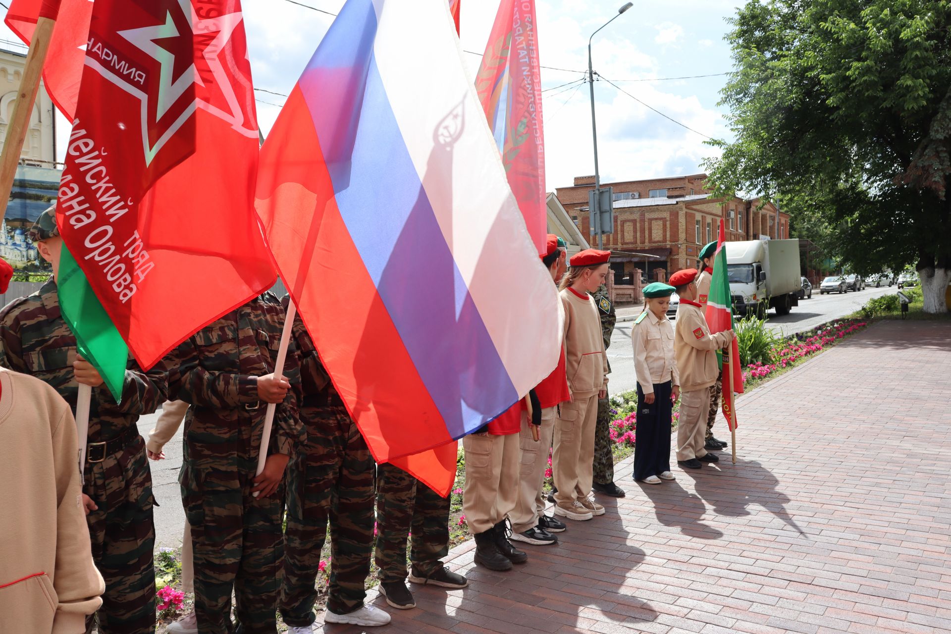 В День памяти и скорби в Чистополе состоялся митинг (фоторепортаж)