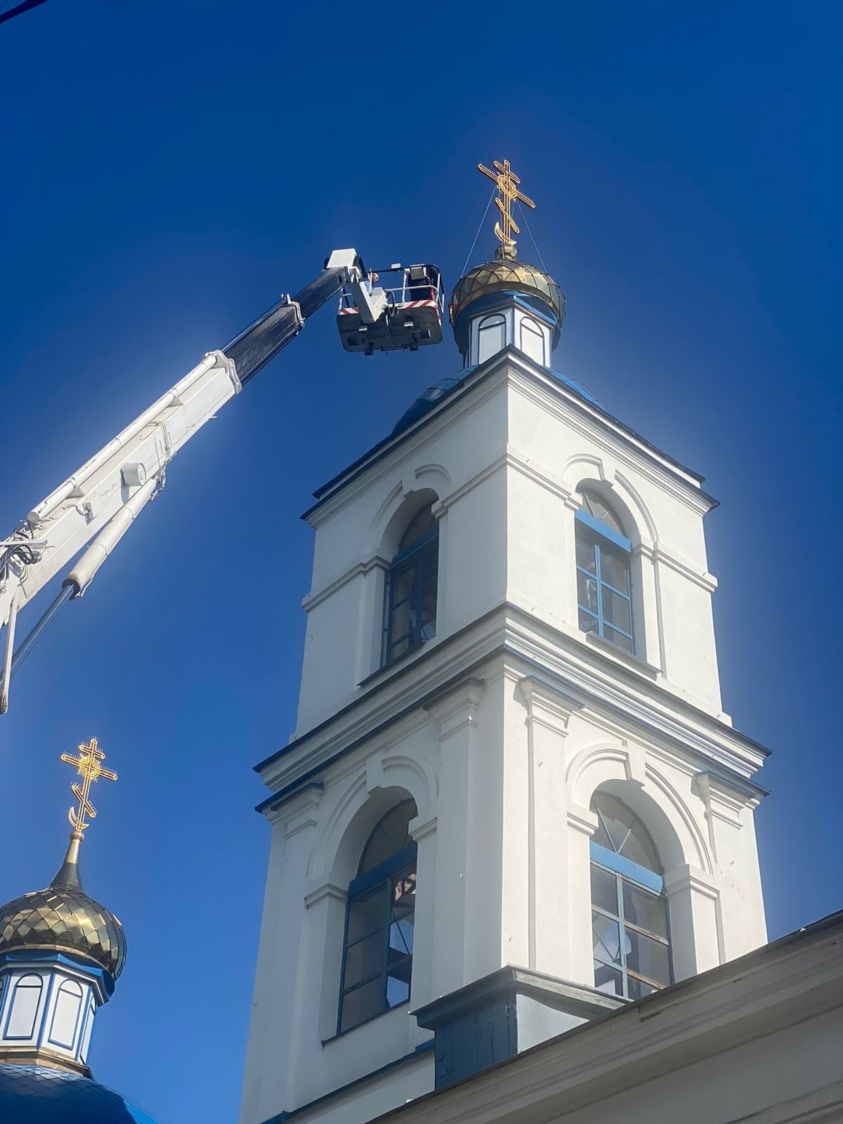 На колокольне чистопольского храма заменили основание креста
