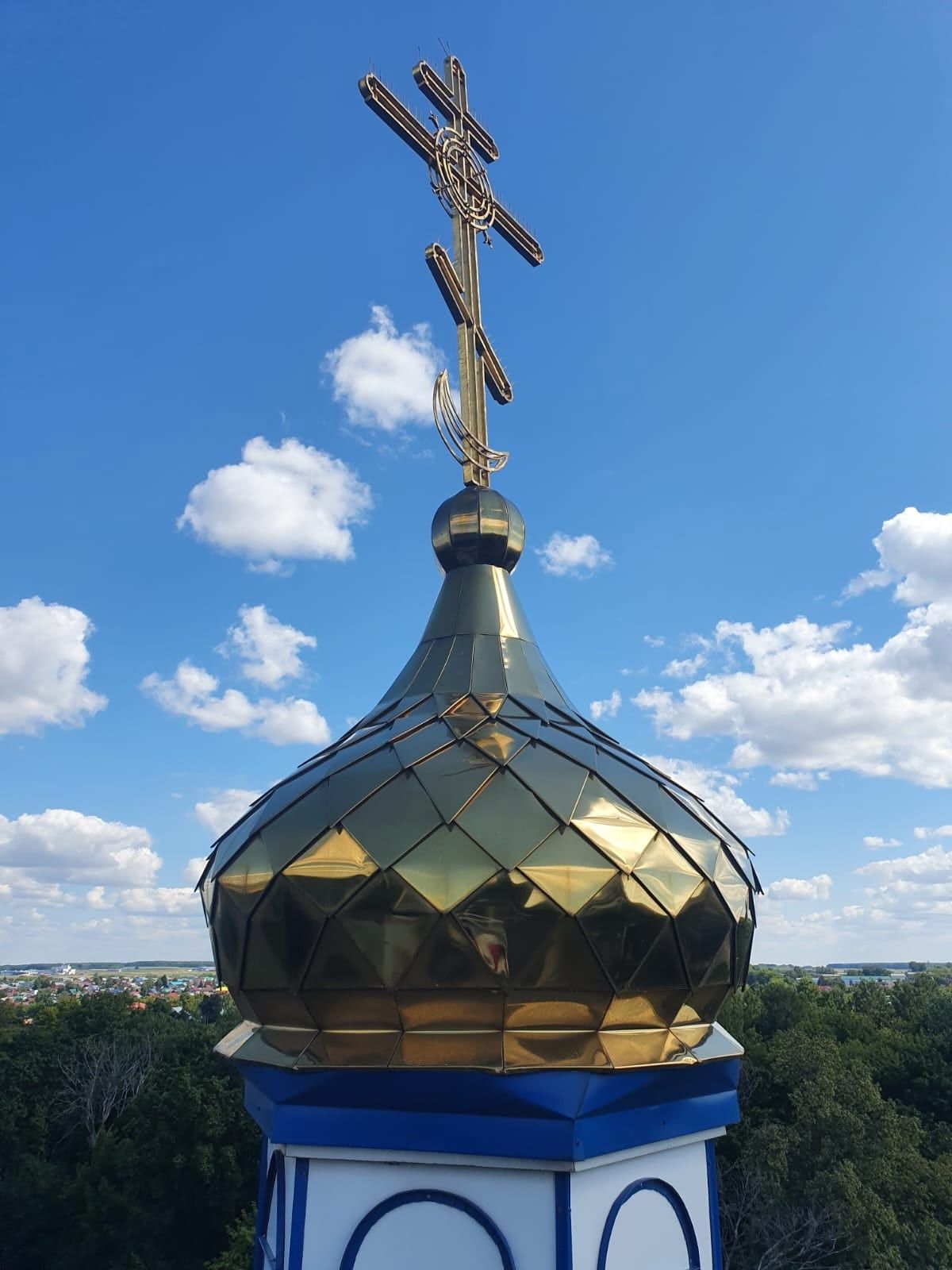 На колокольне чистопольского храма заменили основание креста