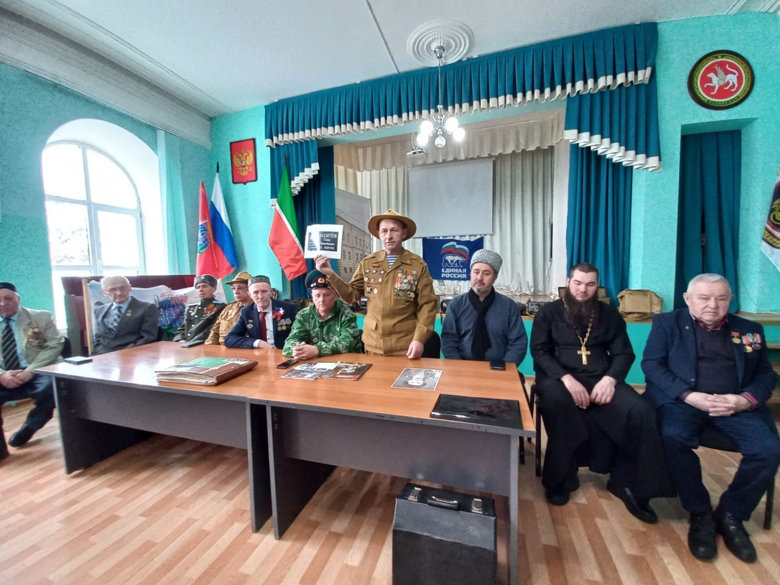 В 10-й школе для детей с ограниченными возможностями здоровья провели Урок мужества