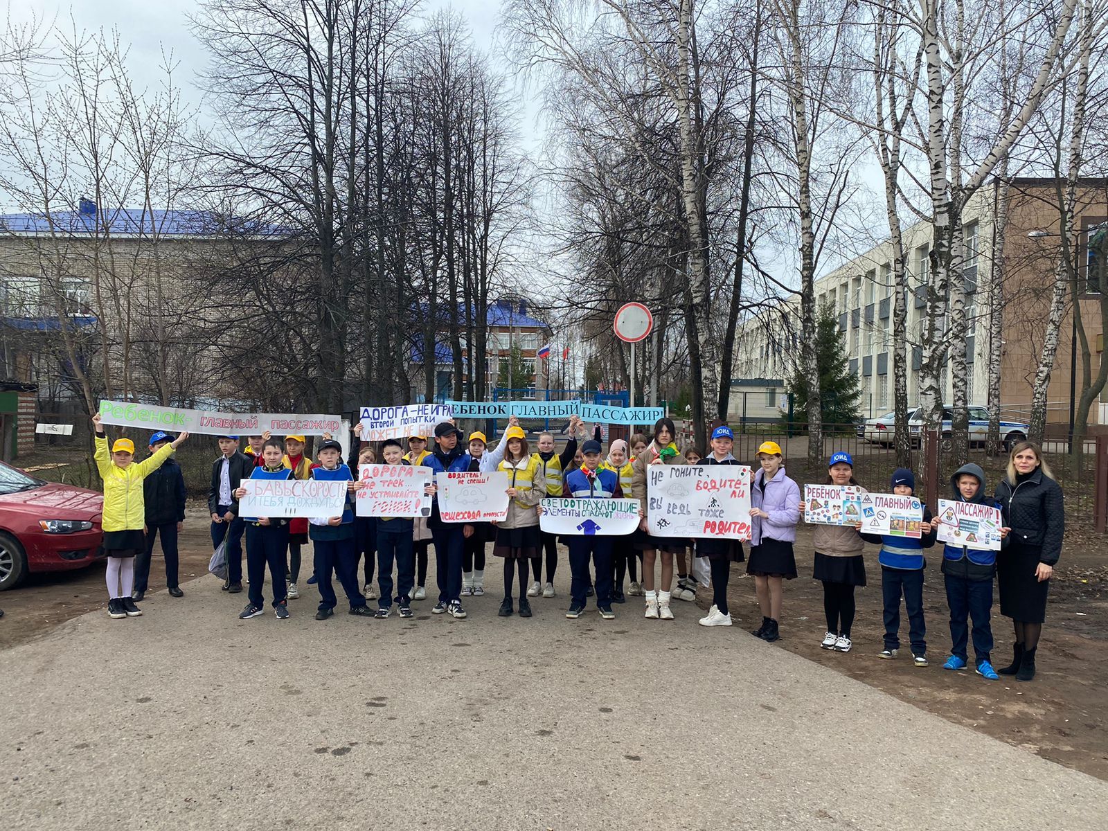 Чистопольские дети советовали водителям позаботиться о безопасности юных пассажиров