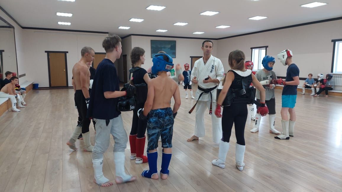 Чистопольский тренер по каратэ киокусинкай Радик Халеев рассказал, как пришел в этот вид спорта