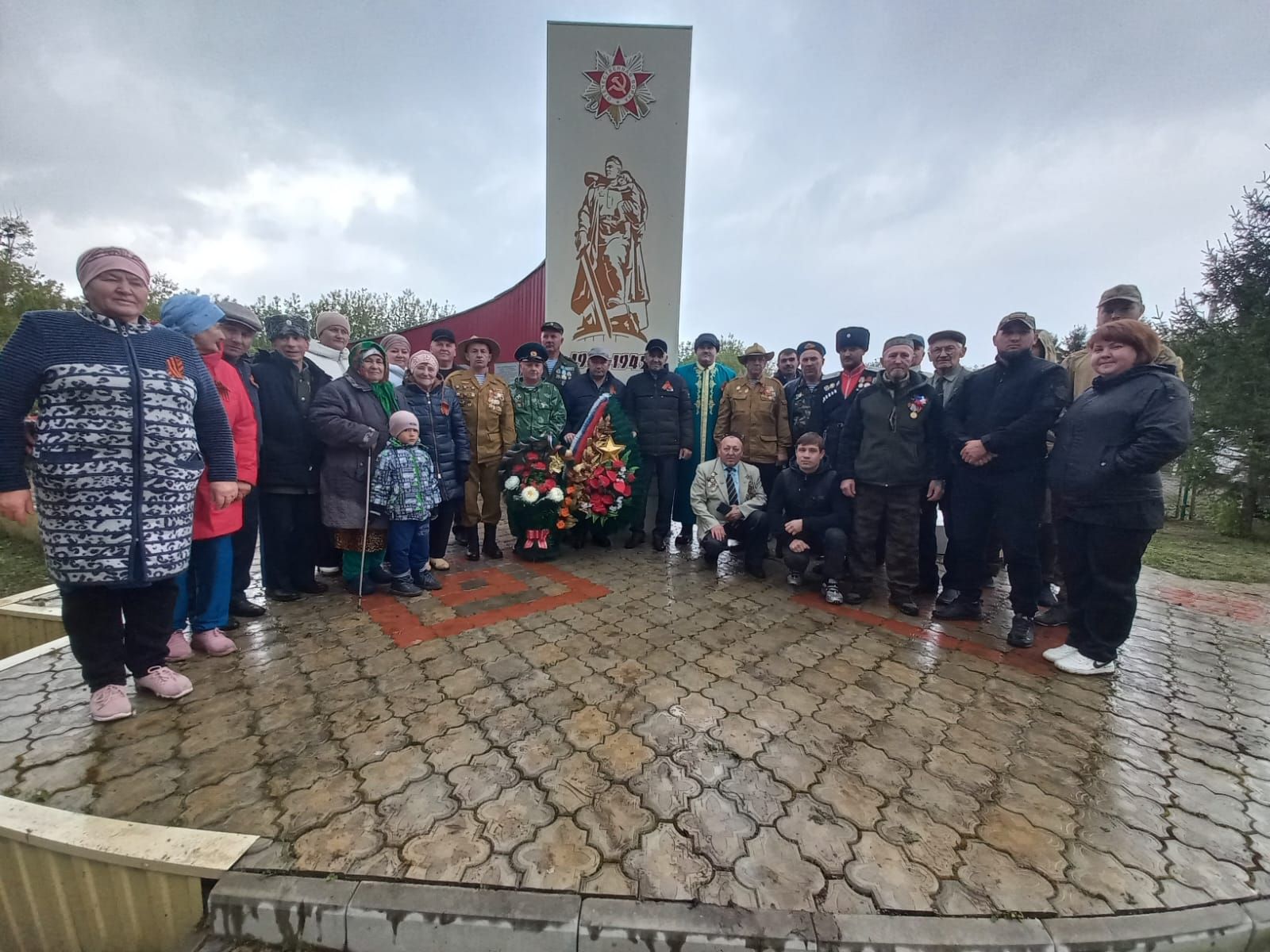 В Чистопольском районе установили памятную доску российскому военнослужащему