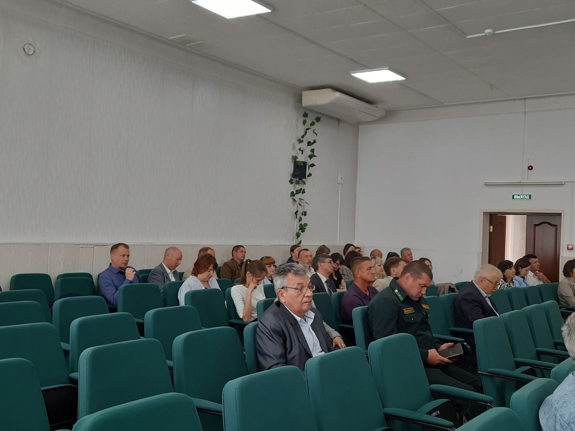 На повестке дня в чистопольском муниципалитете — работа центра «Дар», состояние дел в АПК и оперативная обстановка