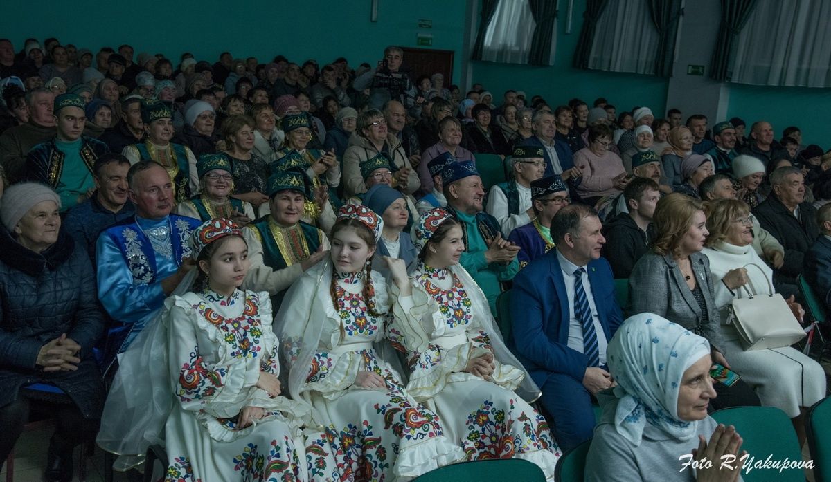 Чистай районы Гаделша авылы Мәдәният йортына якташыбыз, Татарстанның халык артисты Идрис Мәсгүтов исеме бирелде
