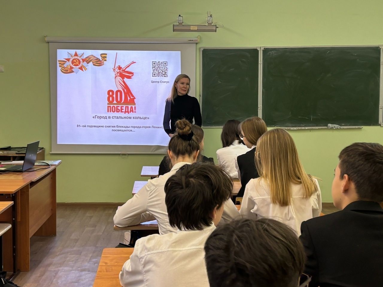 Чистопольские школьники изготовили символические ласточки в честь 81-й годовщины снятия блокады Ленинграда