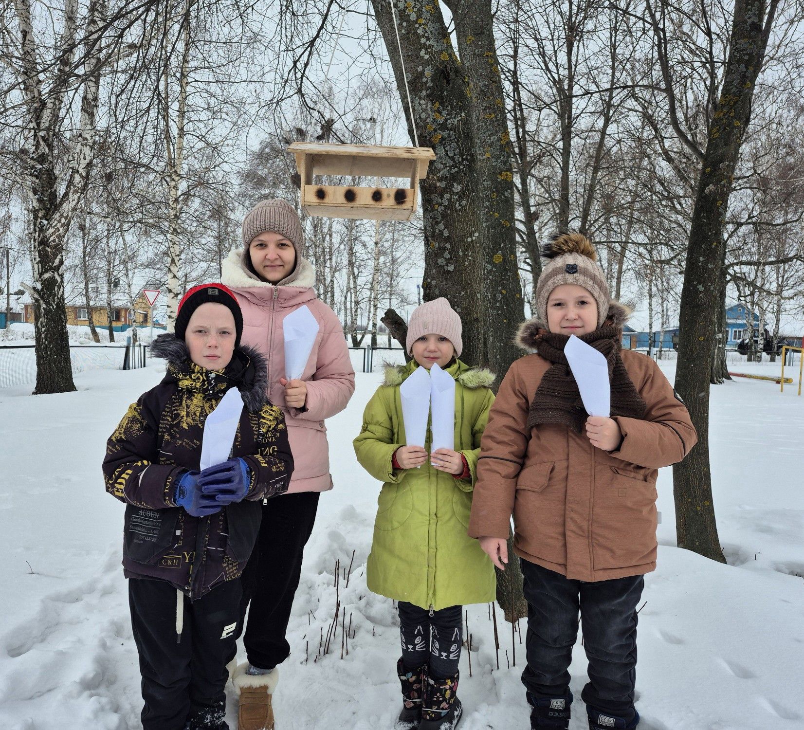 Для ребят чистопольского села организовали час природы «Зимние угощения для пернатых»