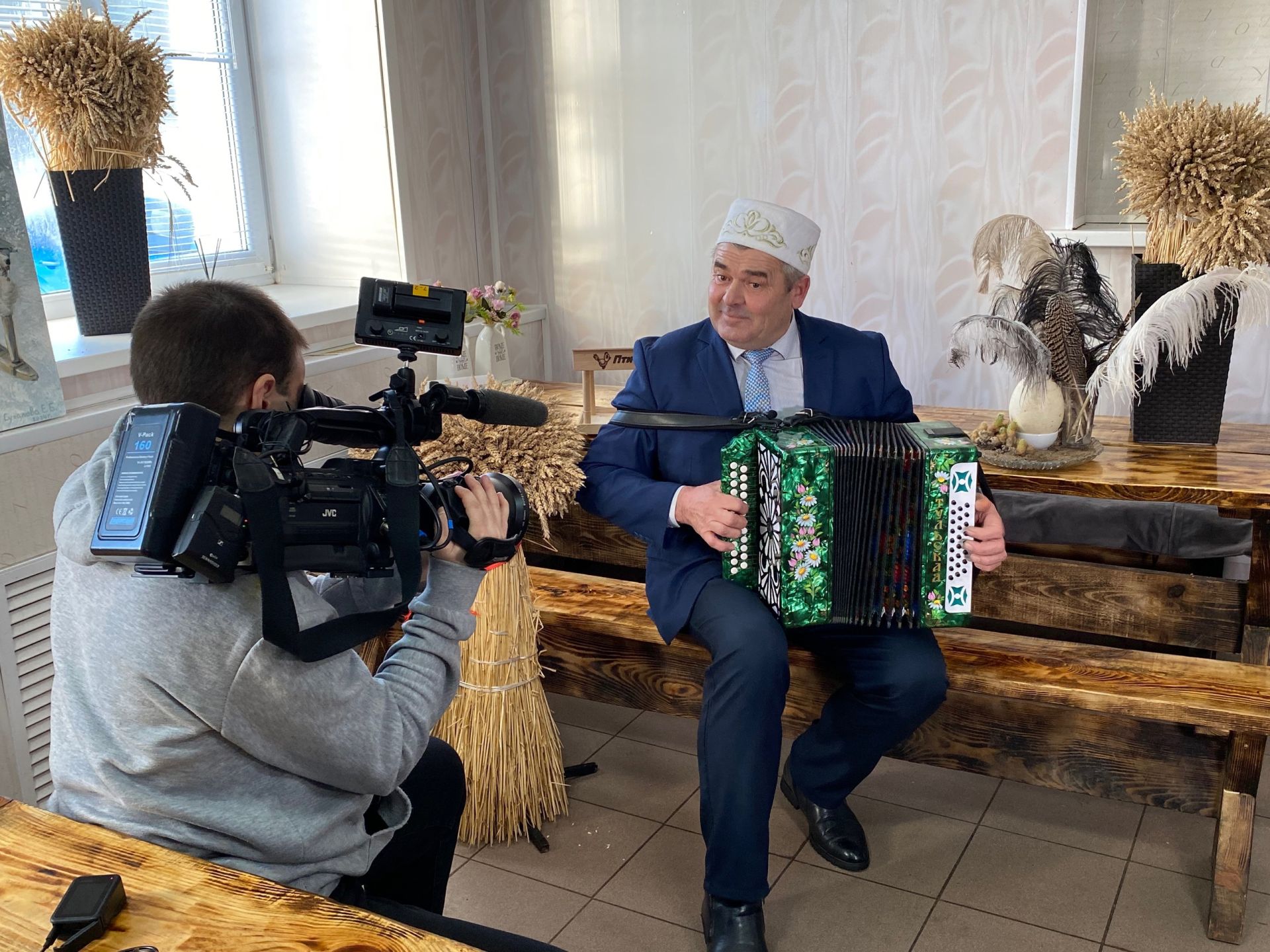 На федеральном канале покажут репортаж, посвященный гармонистам Чистопольского района