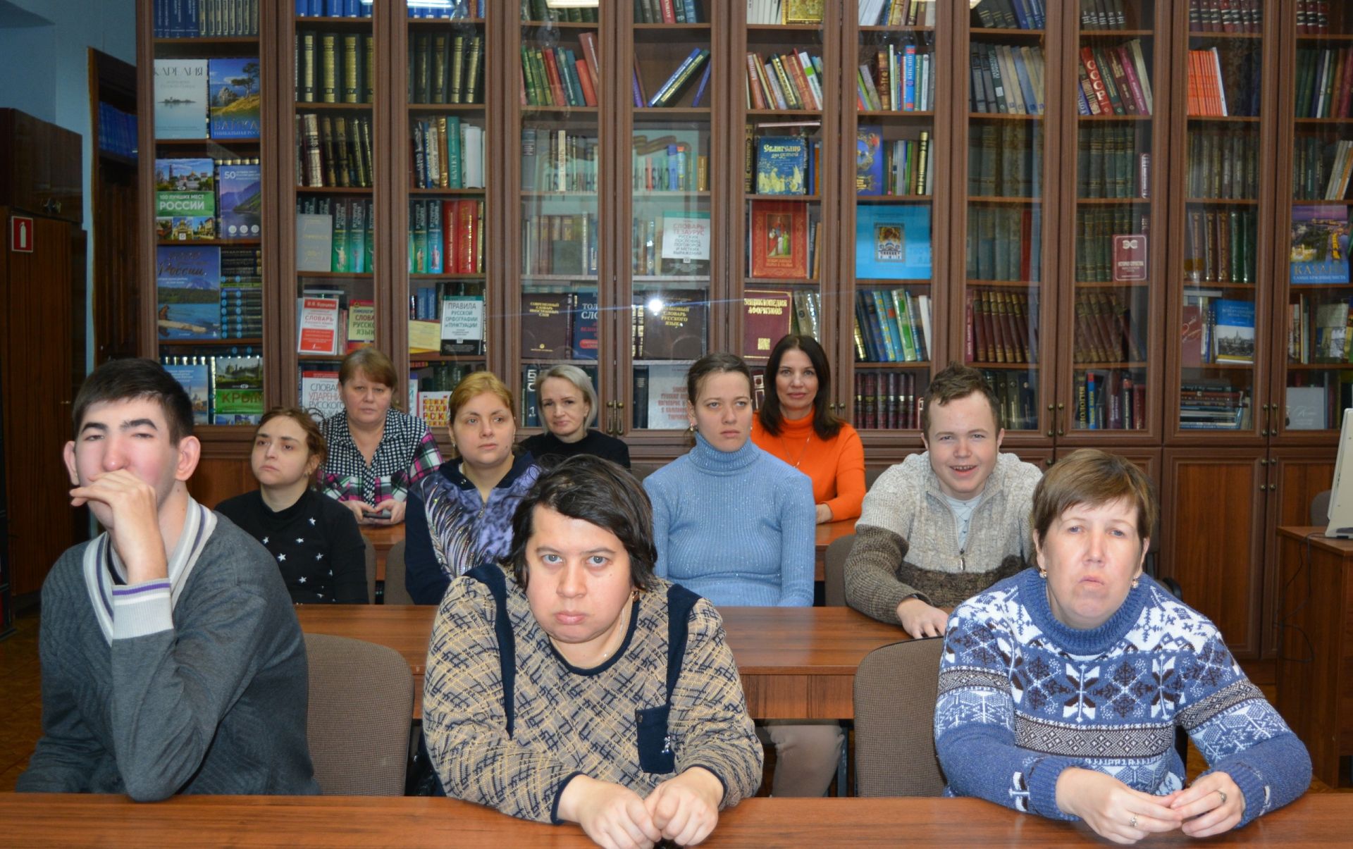 Для воспитанников реабилитационного центра «Балкыш» прошел литературный час «Муза блокадного Ленинграда»