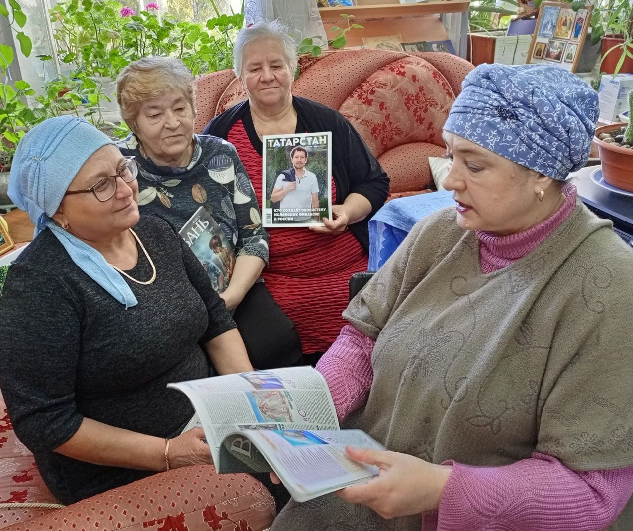 «Любимая дача» в библиотеке: пенсионеры Чистополя отметили День добра и уважения