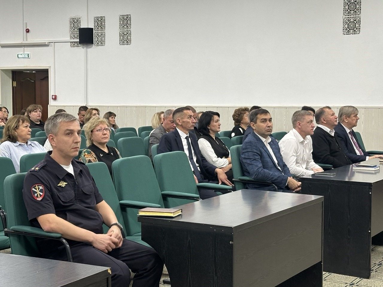 Вопросы социальной политики и обеспечения правопорядка рассмотрели на аппаратном совещании в Чистопольском районе