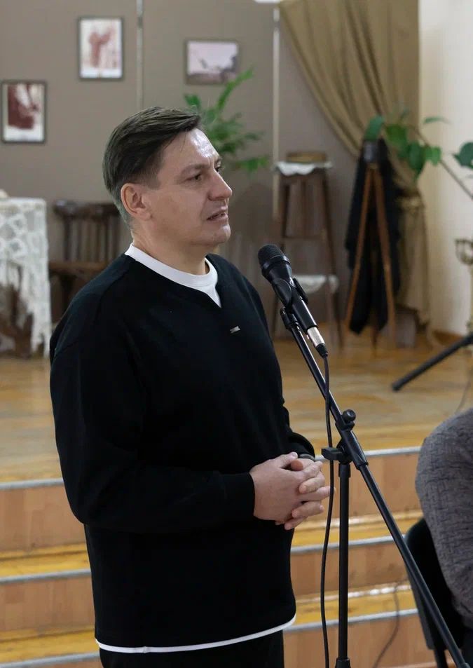 «Моменты творчества»: в Чистополе открылась выставка двух художников
