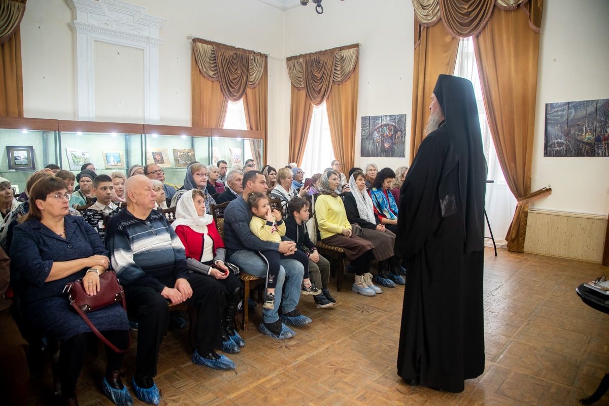 Епископ Пахомий провел в Чистопольском музее беседу о Святой Горе Афон