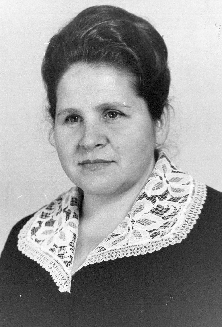 90-летняя Нина Горшенина поделилась воспоминаниями о Часовом заводе, его работниках и своём военном детстве
