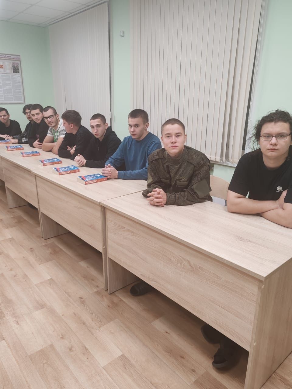 О службе в Вооруженных Силах рассказали чистопольским курсантам